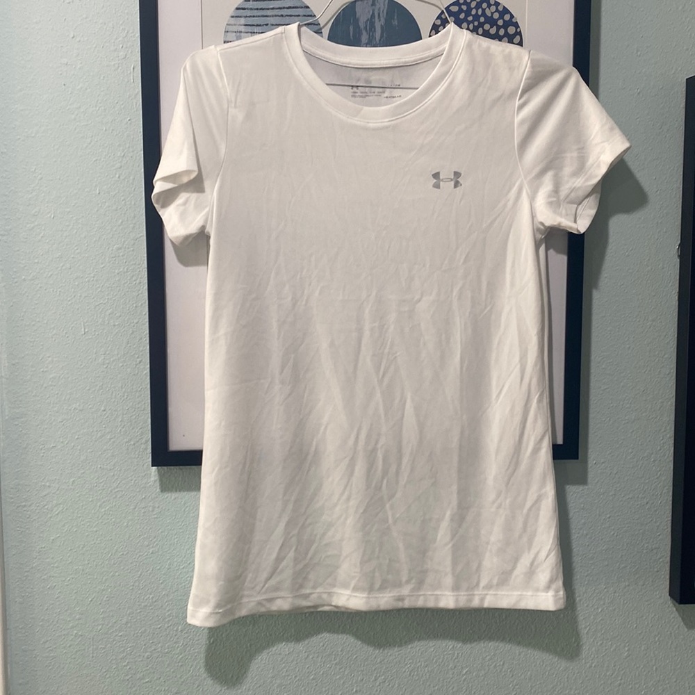 Under Armour short sleeve shirt